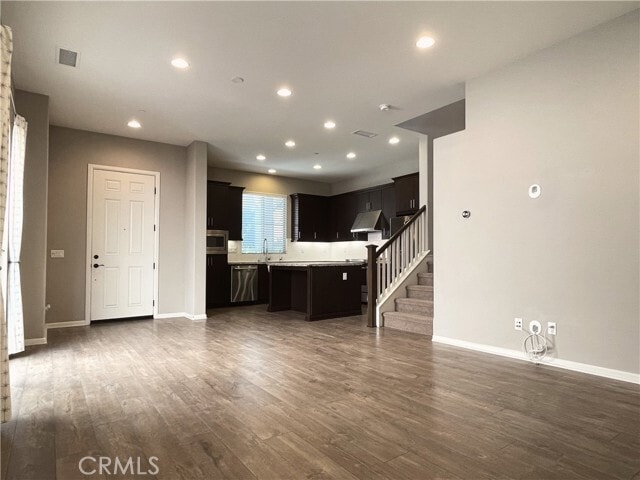 Photo - 355 Catalina Way