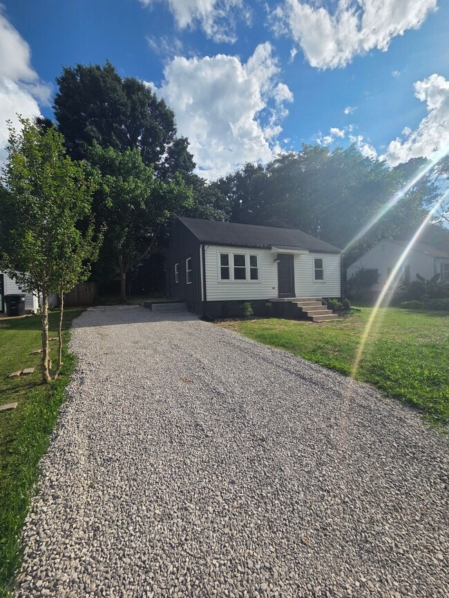 Photo - 118 Sunset Ln