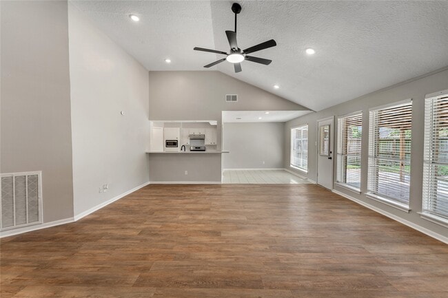 Photo - 8219 Winding Meadow Ct