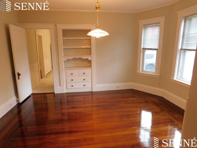 Photo - 102 Lexington St