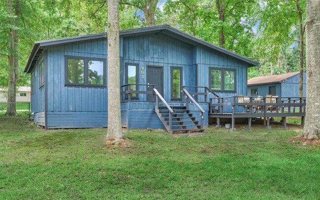 Photo - 903 Commanche Rd