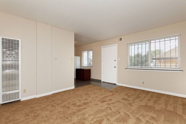 Photo - 1515- Unit 7