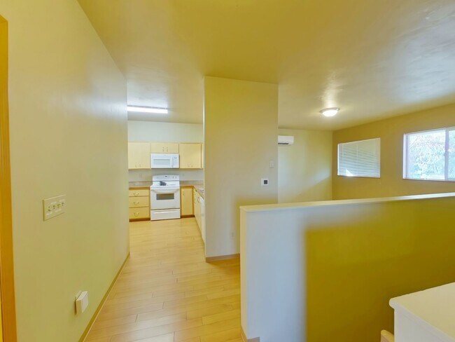 Photo - 773-777 East 18th Ave Unidad 777