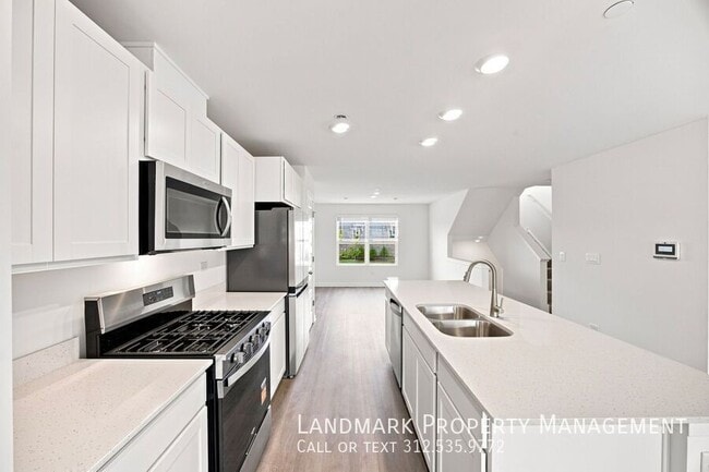 Photo - 17389 Ulster Dr
