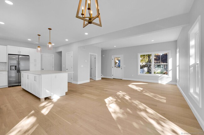 Photo - 183 Vesper St