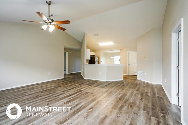 Photo - 1817 SW 12th Ln