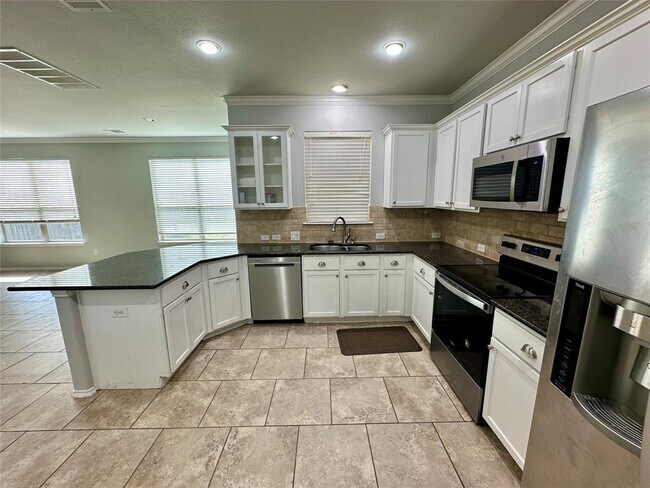 Photo - 117 Chickadee Ln