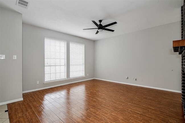 Photo - 120 N Flaxseed Ln