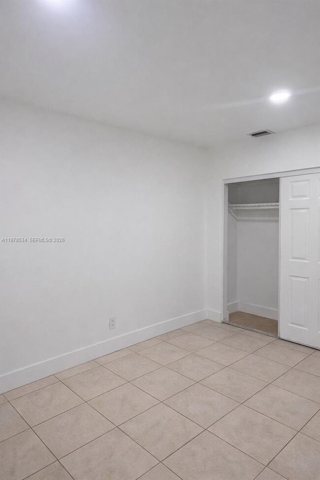 Photo - 221 NE 40th St Unit 1-3