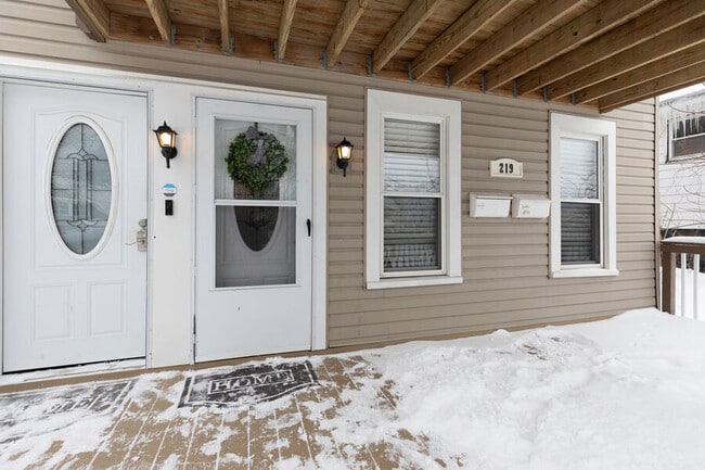 Photo - 219 Emerson Ave Unidad 1