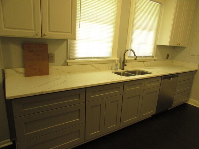 Photo - 1811 Pennsylvania Ave