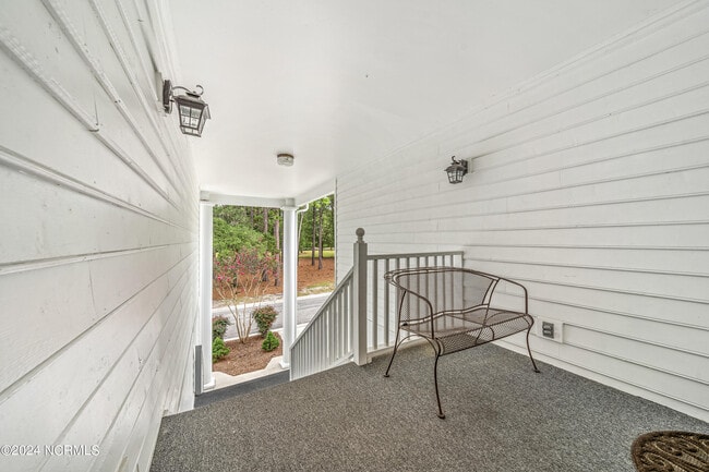 Photo - 3145 Lakeside Commons Dr SE