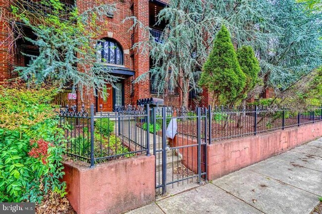 Photo - 2202 Park Ave Unidad 102