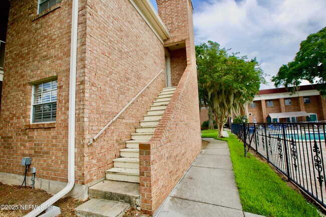 Photo - 5201 Atlantic Blvd Unit 154
