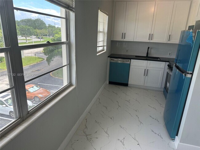 Photo - 365 Brighton I Unit 365