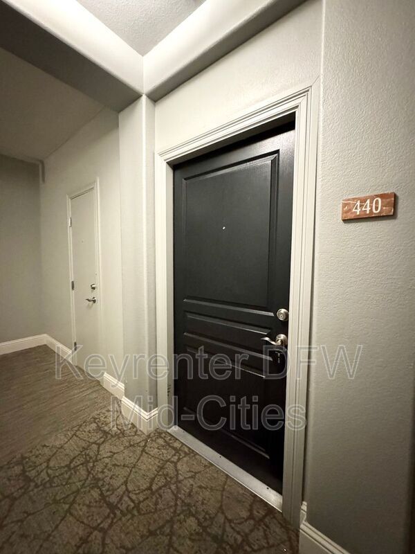 Photo - 330 E Las Colinas Blvd Unit 440
