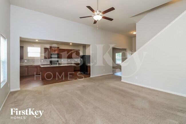 Photo - 144 Scotland Dr