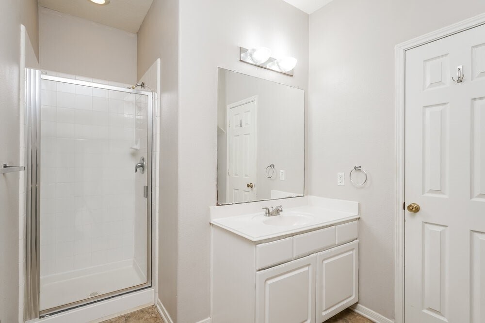 Photo - 18423 Knob Hill Lake Ln Casa