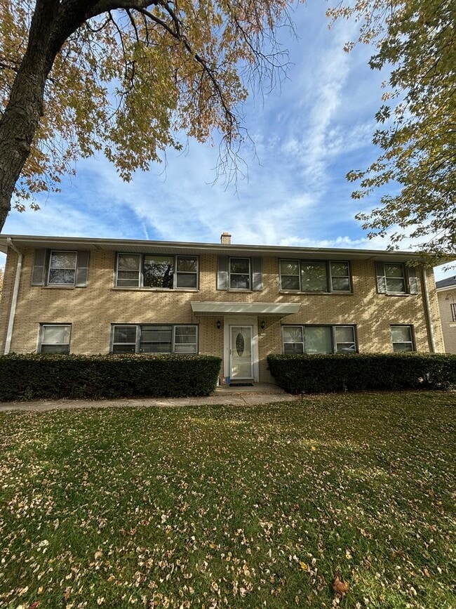 Photo - 1336 N 116th St Unit 1336 N 116th St 1
