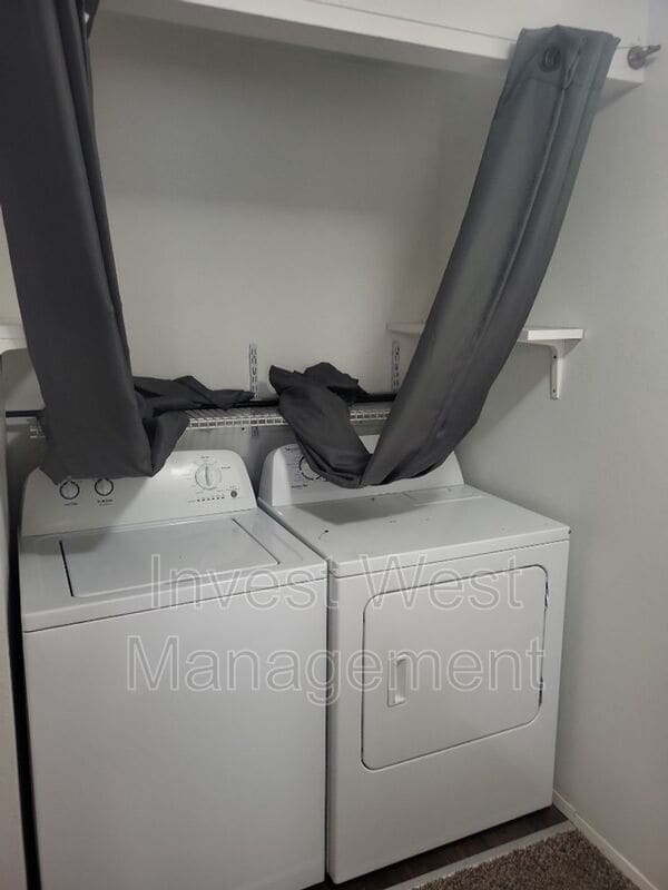 Photo - 9027 N Saint Louis Ave