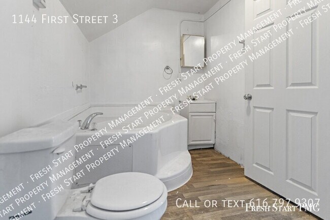 Photo - 1144 First Street 3-