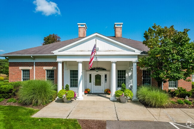 Building Photo - Berkley Manor Rental