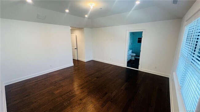 Photo - 130 Park Ave Unidad 130