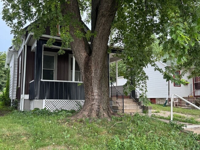 Photo - 315 W Nebraska Ave