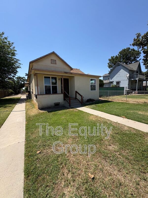 Photo - 337 N H St Unit 1