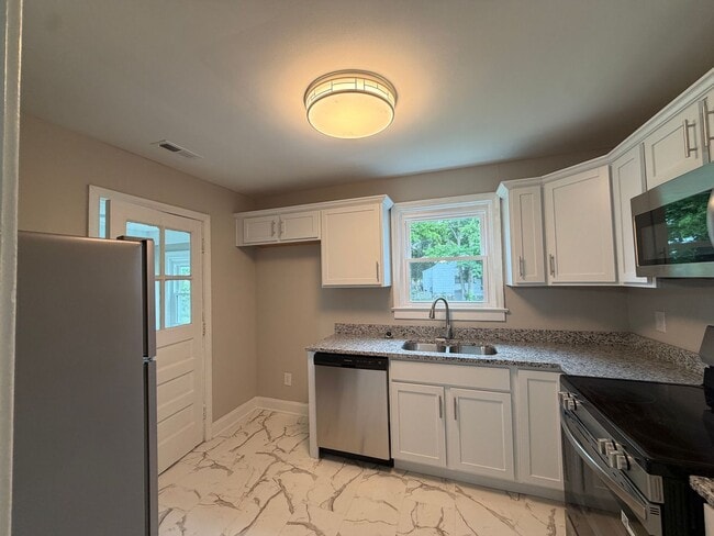 Photo - 3912 Pinalto Dr