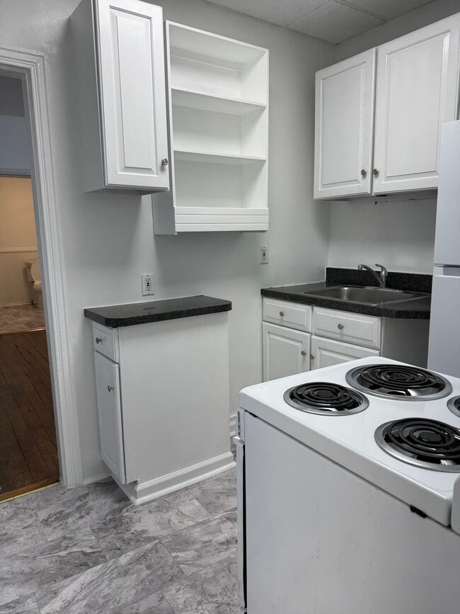 113 E Patrick St Unit 3