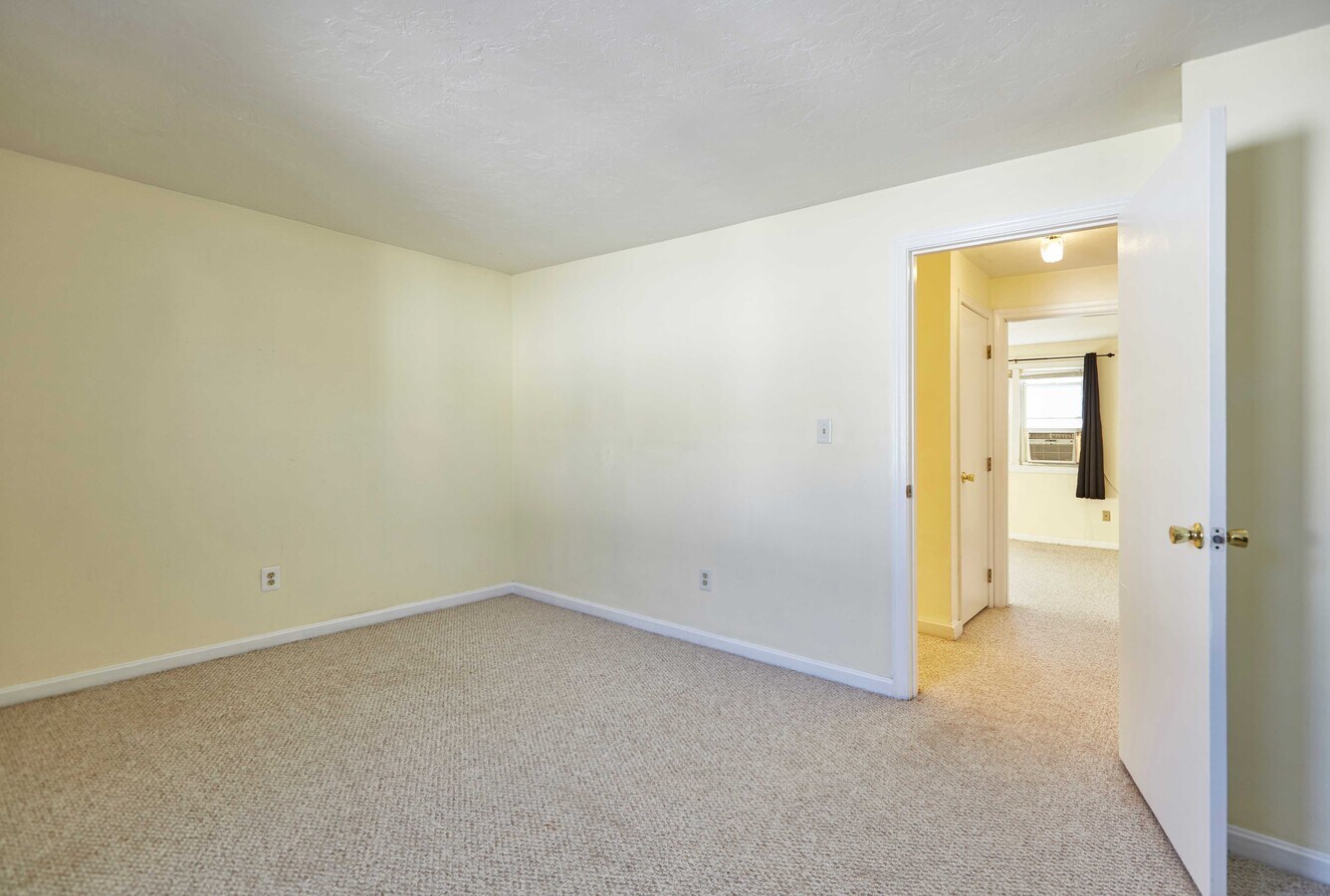 Photo - 31 Reservoir St