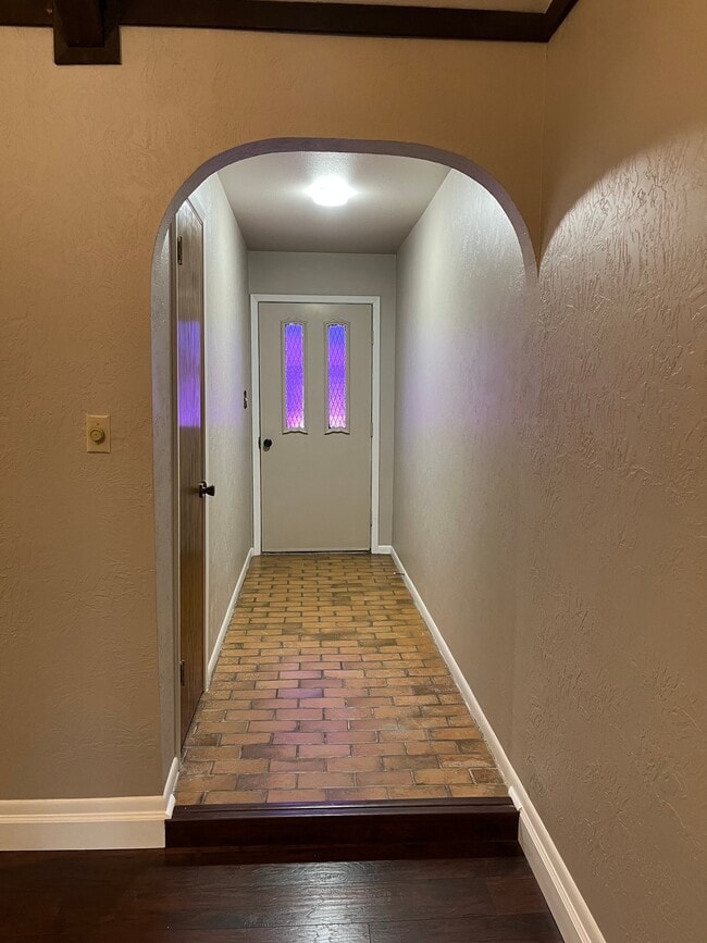 Photo - 4711 Lois Ln