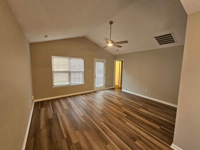 Photo - Remodeled Ranch Home Minutes from Uptown Charlotte