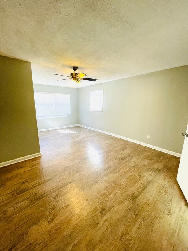 ** 4 Bed 2 Bath Located in Dalraida ** Cal... Rental House Rental in