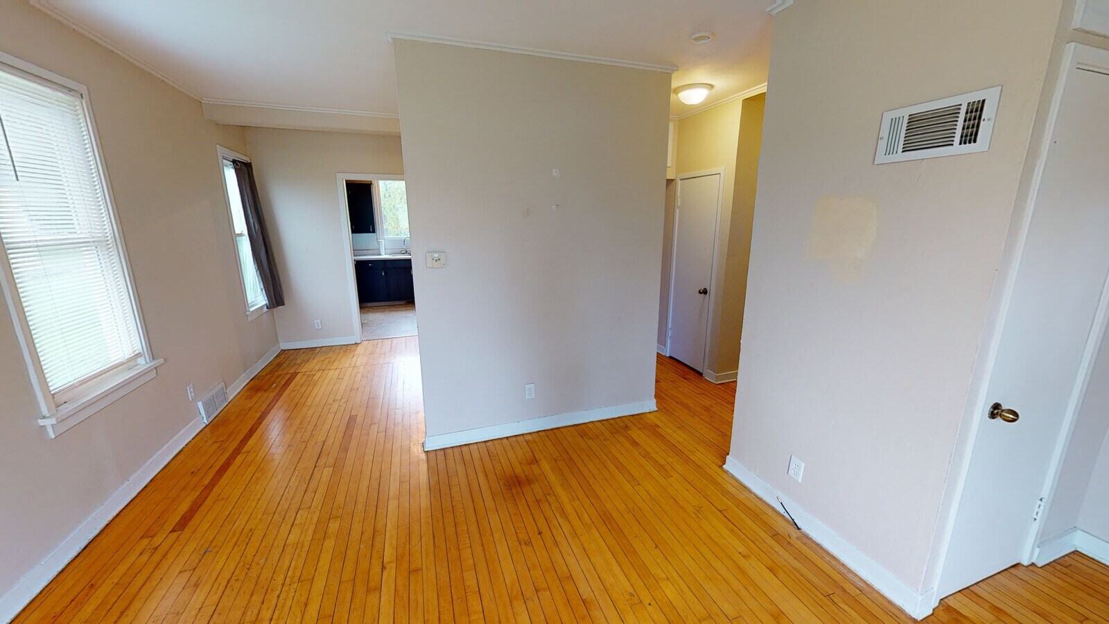 Photo - 1339 Rhode Island St