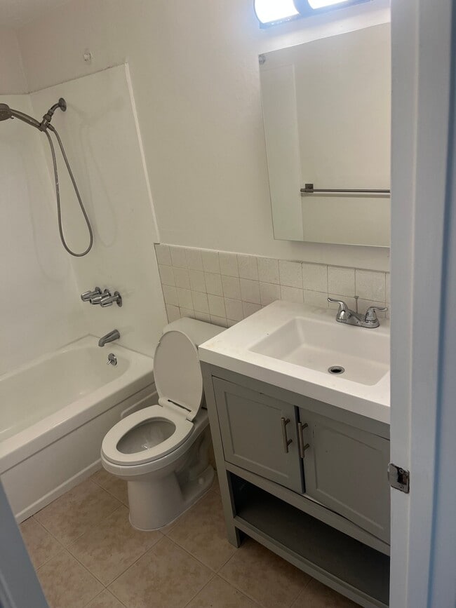 Photo - 1418 Rhode Island St Unidad 4