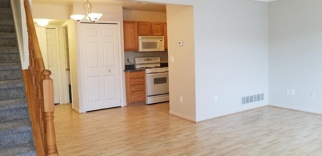 Photo - 2 Bedroom, 1.5 Bath Townhouse w/ Garage & Huge Master Bedroom. Full Sized Washer & Dryer In Unit.