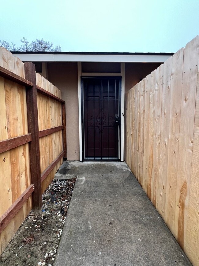 Photo - Riverside Unidad B