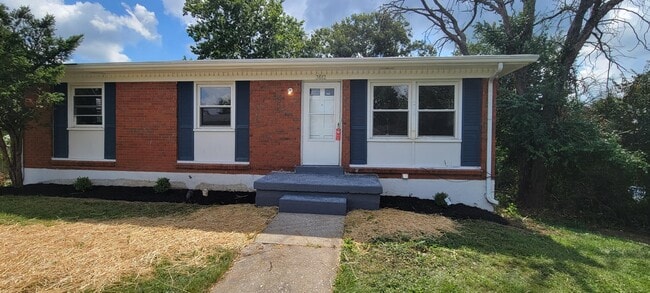 Building Photo - 3612 River Park Dr