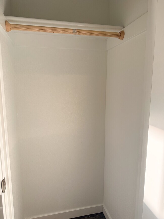 Photo - 507 NW Hillcrest Dr