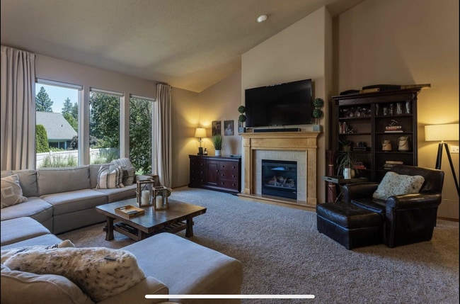 Photo - $4,500 - 4 Bed / 3 Bath Stunning Single Family Home in South Hill