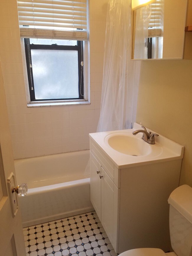 Photo - 62 Queensberry St Unidad 30