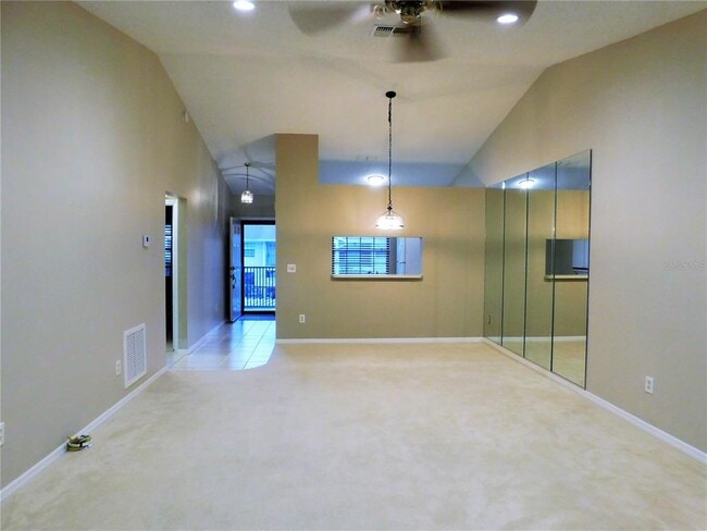 Photo - 2150 Elm St Unidad 606