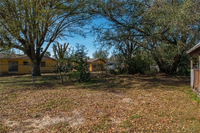 Photo - 2907 Wheeler St