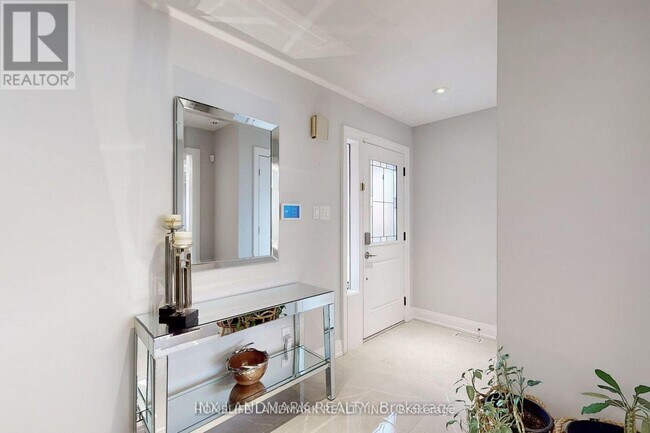 Photo - 37 Justus Dr