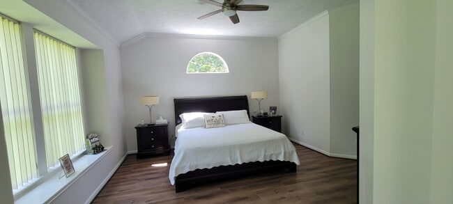 Building Photo - 3402 Plymouth Pointe Ln