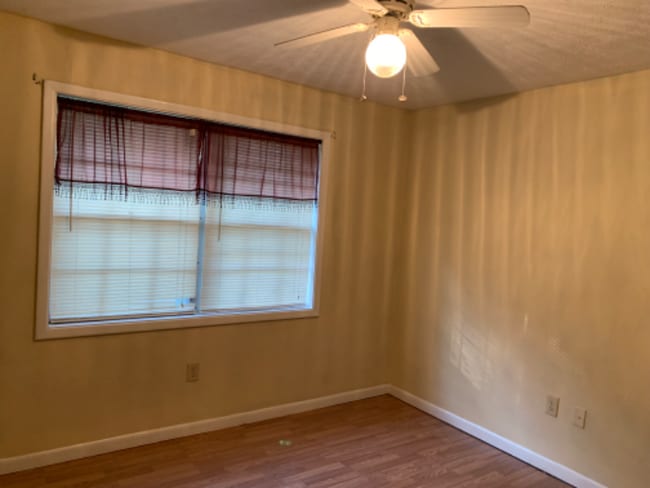 Photo - 3534 44th St