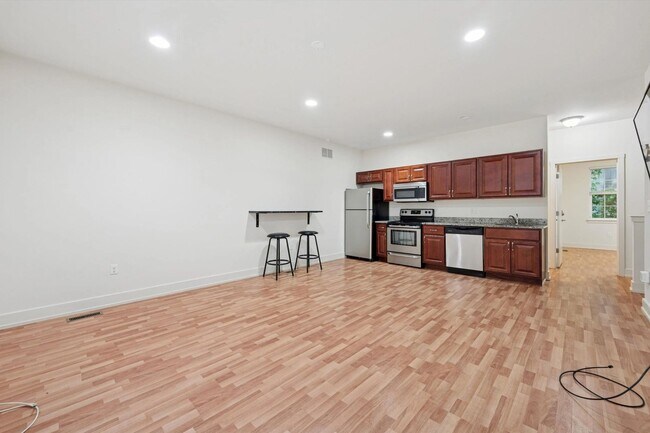 Photo - 1501 Master St Unit 1