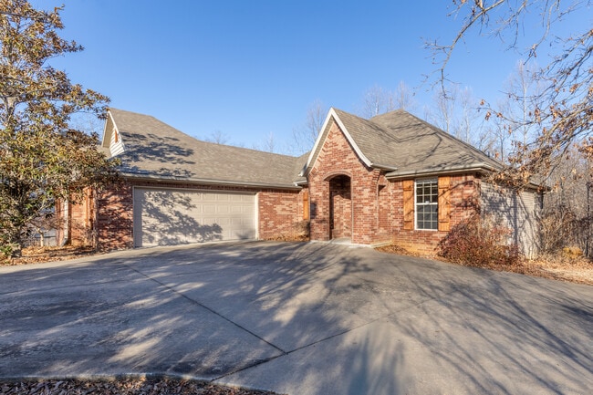 Photo - 1 Winchester Ln